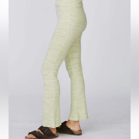 NWT MONROW
Marled ribbed cotton-blend flared pants in Light green - Picture 4 of 14